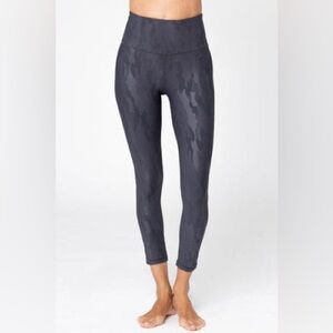 NWT Whisper Motion High Waist Yoga Leggings Camo Activewear Workout Gym Train